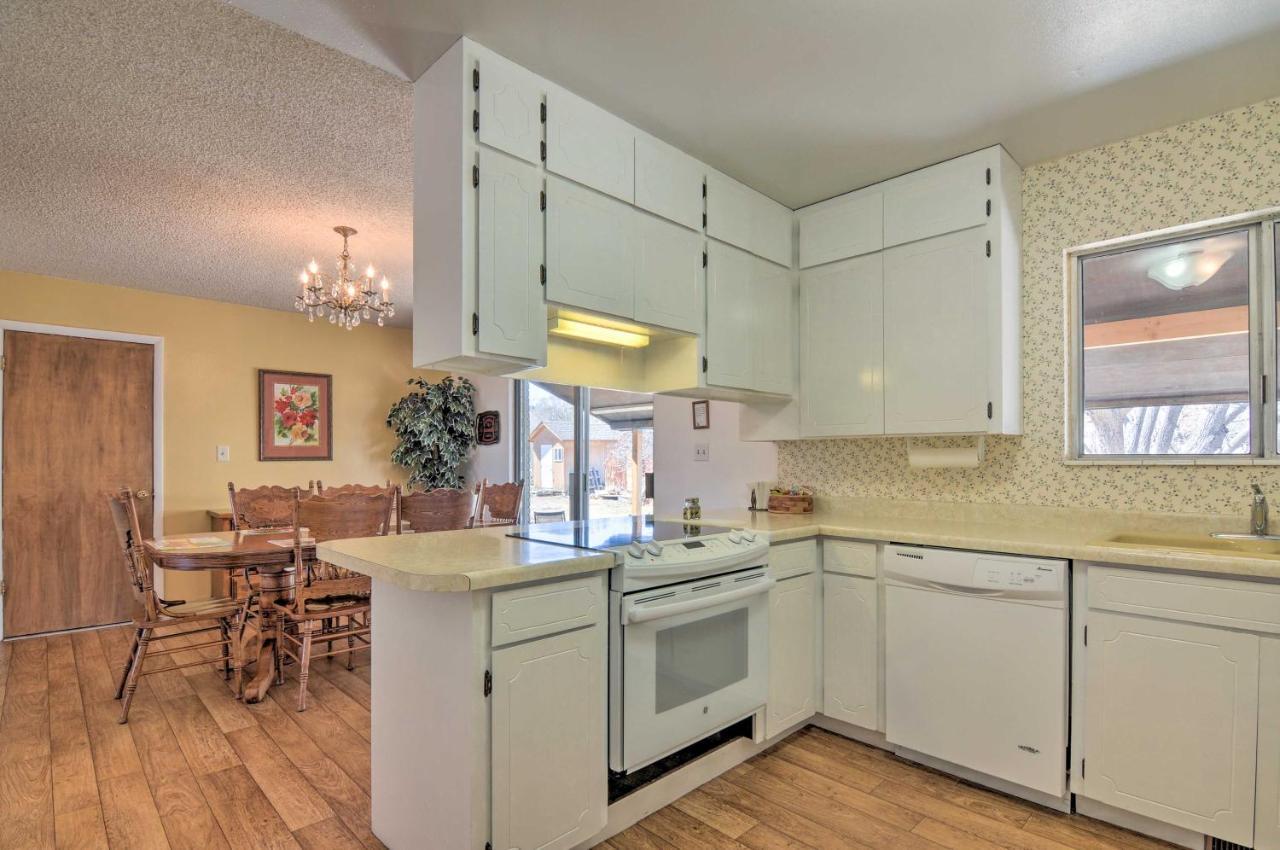 Bryce Canyon Area House With Mountain Views! Тропик Экстерьер фото